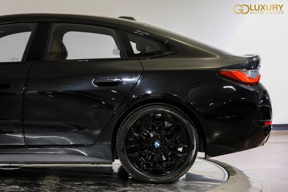 2025 BMW 4 Series - Image 14 of 20