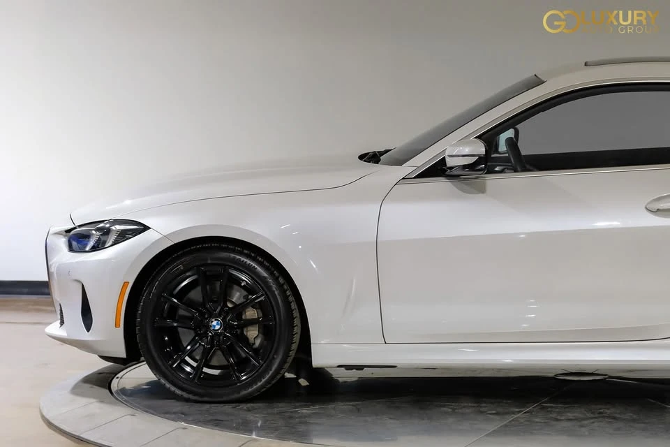 2025 BMW 4 Series - Image 14 of 20
