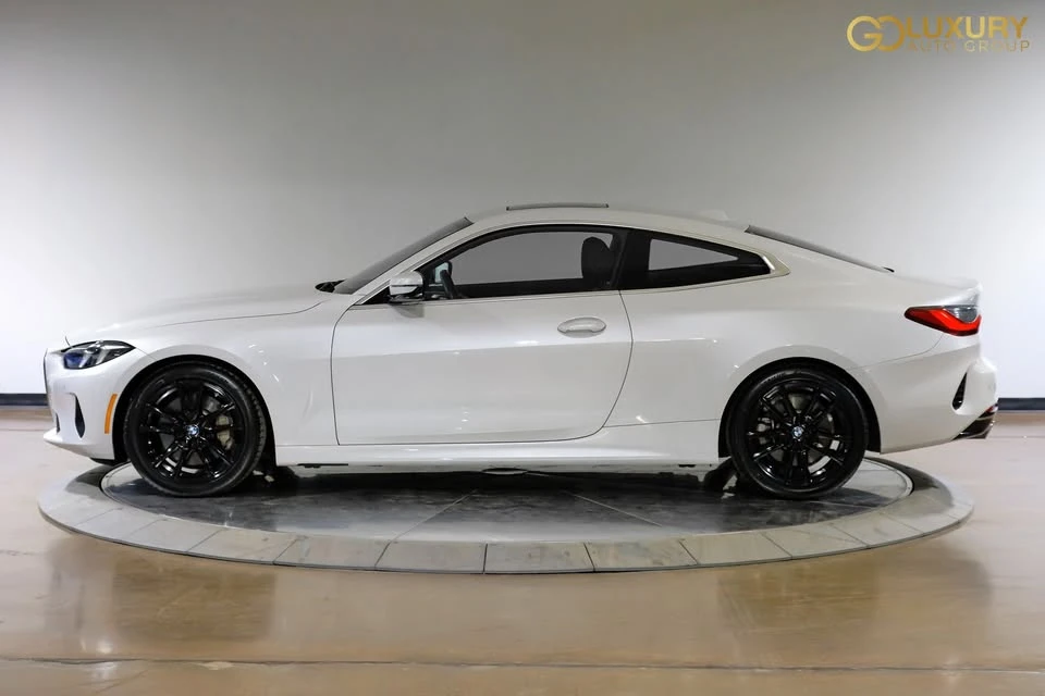 2025 BMW 4 Series - Image 13 of 20