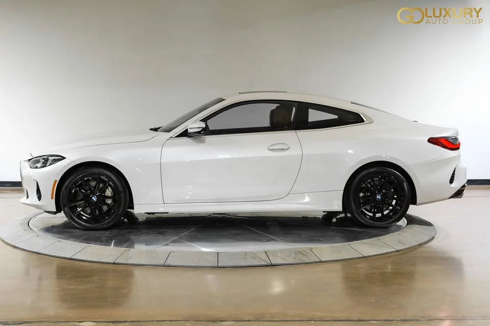 2025 BMW 4 Series - Image 13 of 20