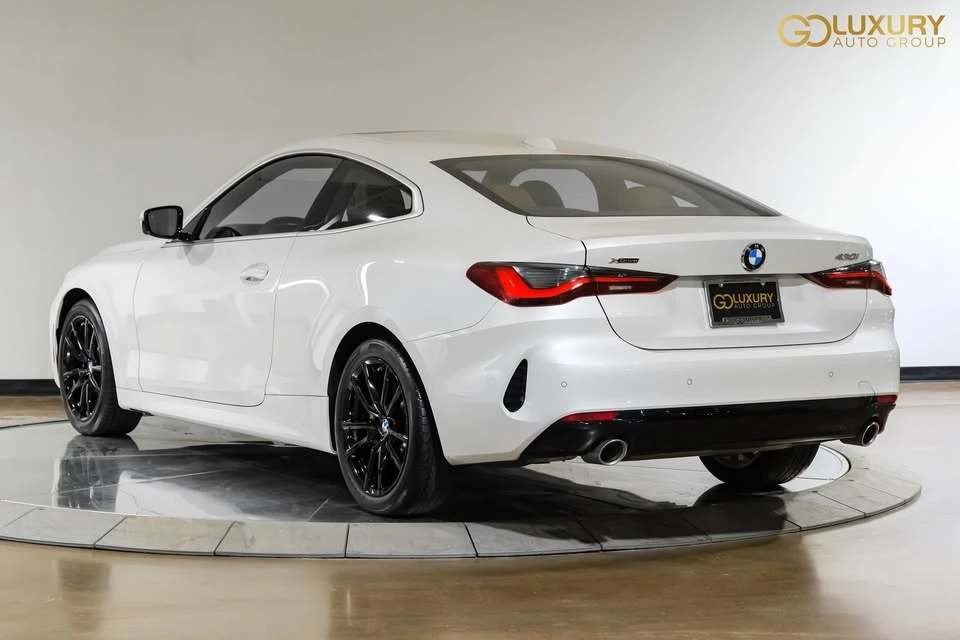 2025 BMW 4 Series - Image 12 of 20