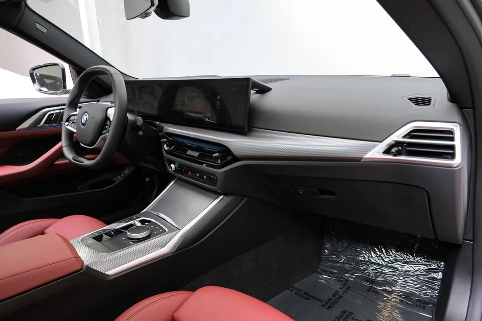 2025 BMW 4 Series - Image 15 of 20