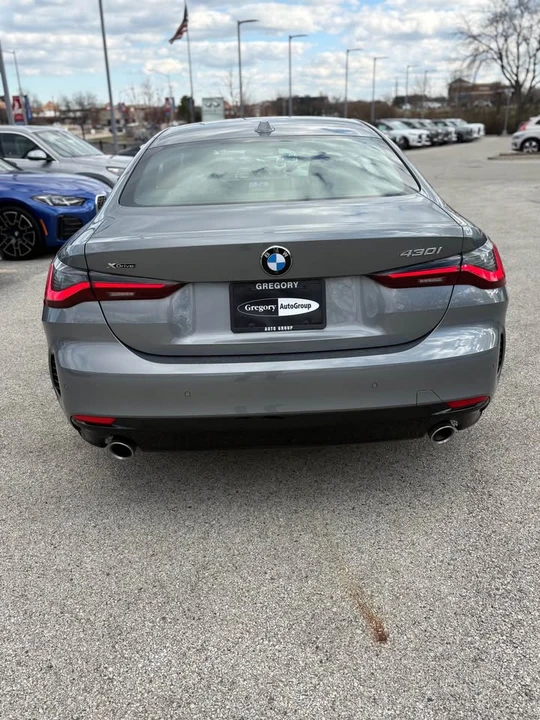 2025 BMW 4 Series - Image 5 of 17
