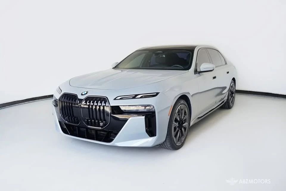 2025 BMW G70 7 Series - Image 2 of 20
