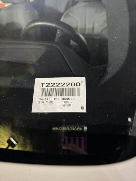 2025 BMW G70 7 Series - Image 8 of 8