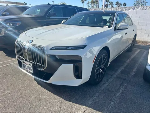 2025 BMW 7 Series 740i Sedan 4D