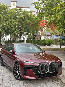 2025 BMW 7 Series 740i xDrive Sedan 4D