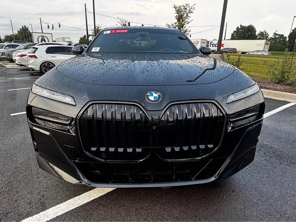 2025 BMW G70 7 Series - Image 2 of 9