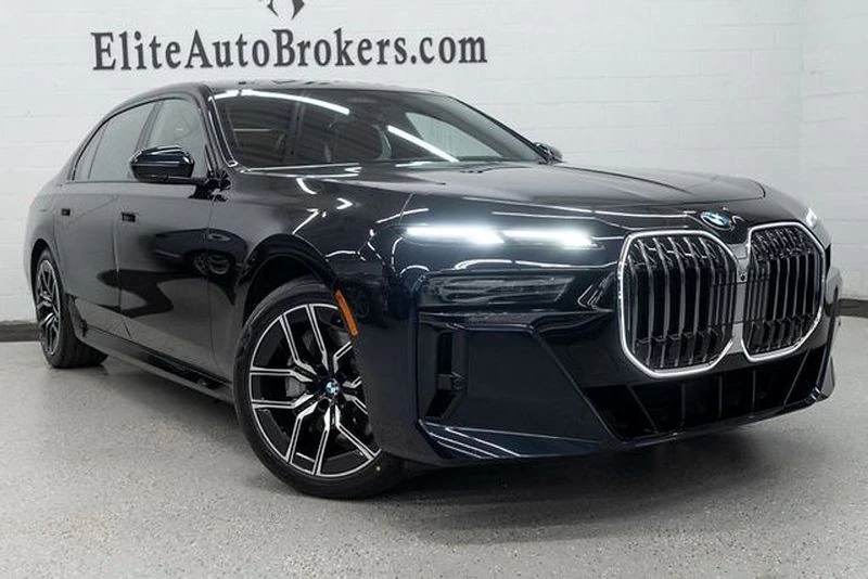 2025 BMW G70 7 Series - Image 6 of 12