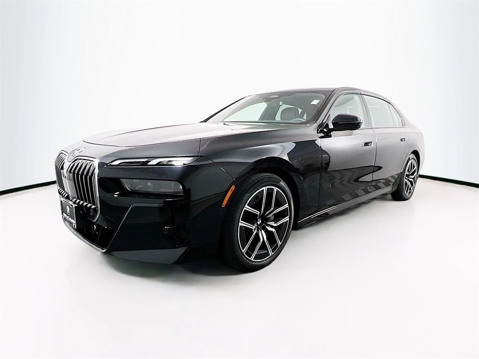 2025 BMW G70 7 Series - Image 4 of 12