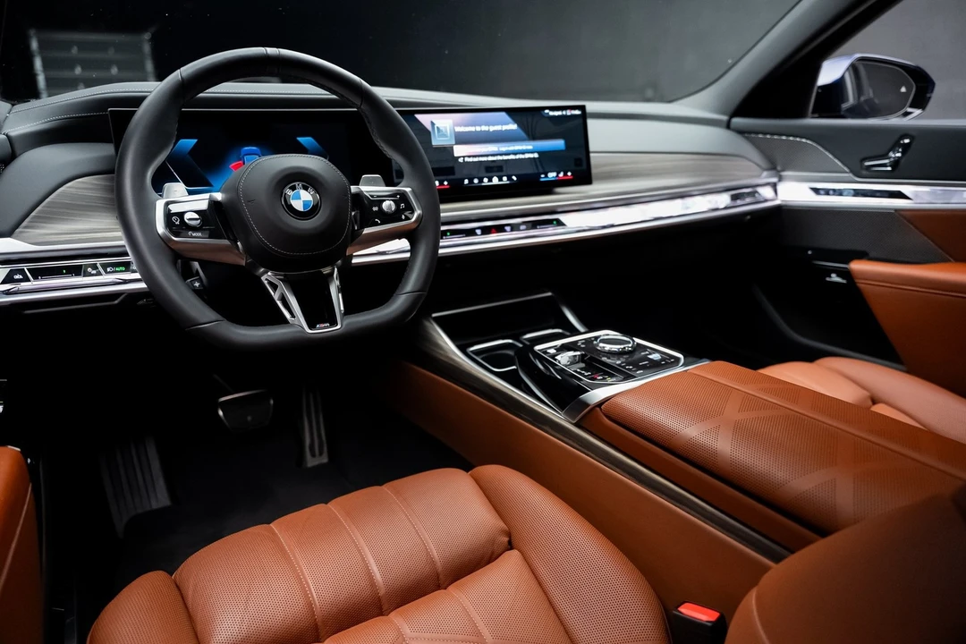 2025 BMW G70 7 Series - Image 2 of 12