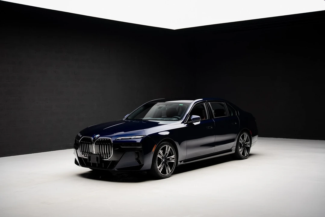 2025 BMW G70 7 Series - Image 4 of 12