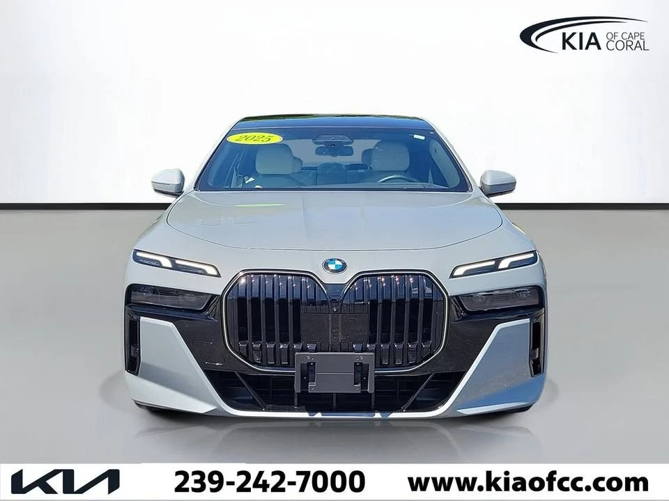 2025 BMW G70 7 Series - Image 2 of 20