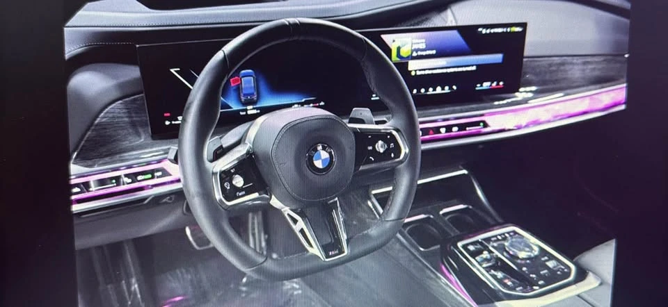 2025 BMW G70 7 Series - Image 7 of 15