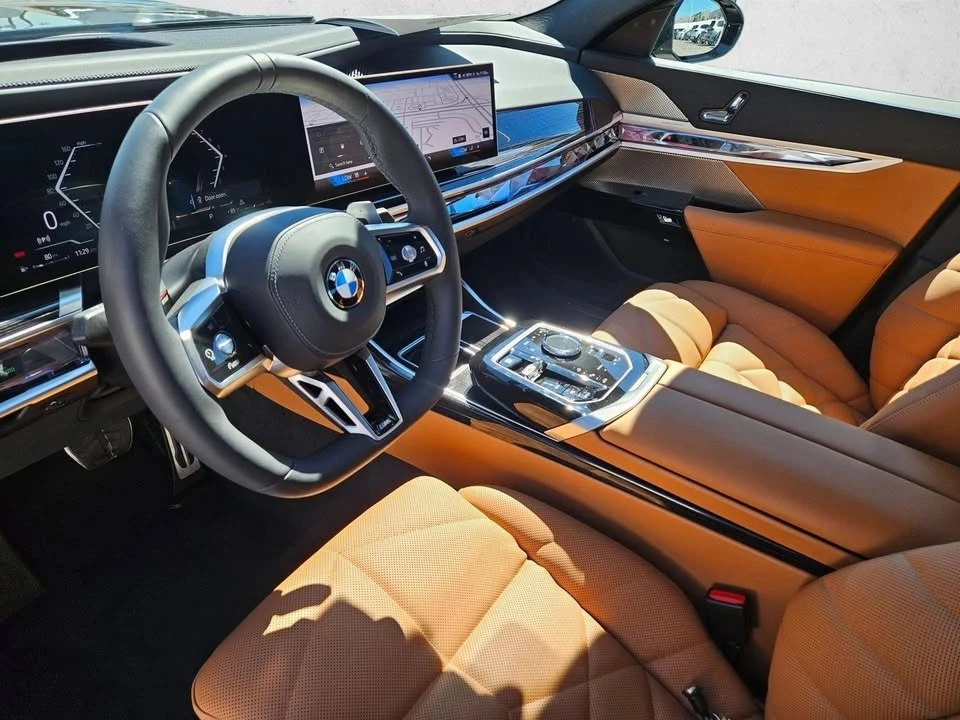 2025 BMW G70 7 Series - Image 10 of 20