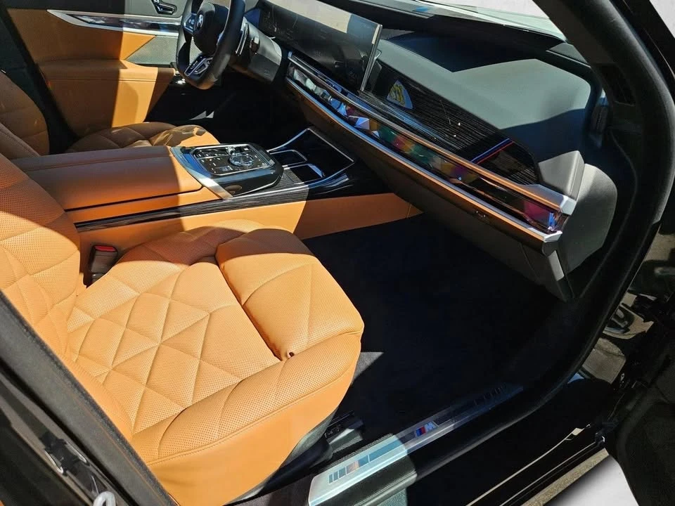 2025 BMW G70 7 Series - Image 20 of 20