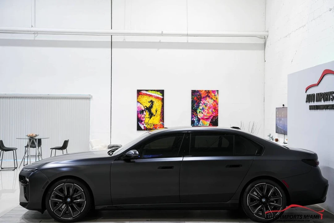 2025 BMW G70 7 Series - Image 12 of 12