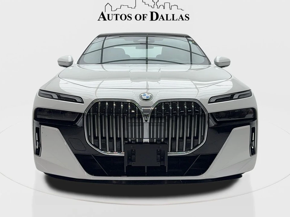 2025 BMW G70 7 Series - Image 4 of 21