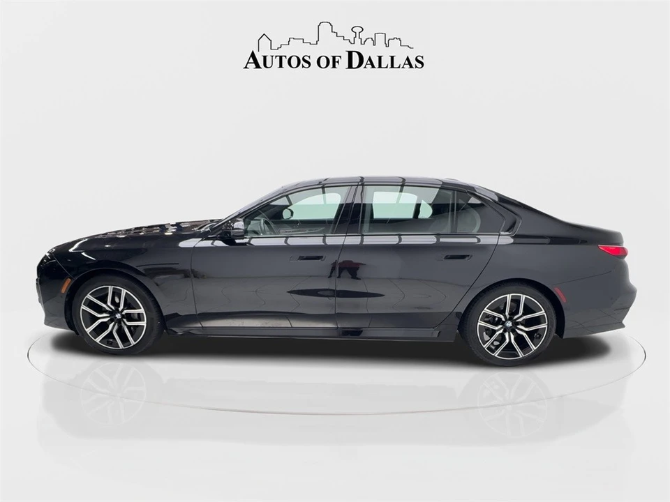 2025 BMW G70 7 Series - Image 6 of 12