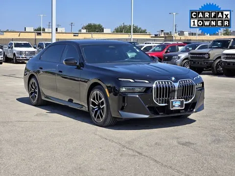 2025 BMW 740i