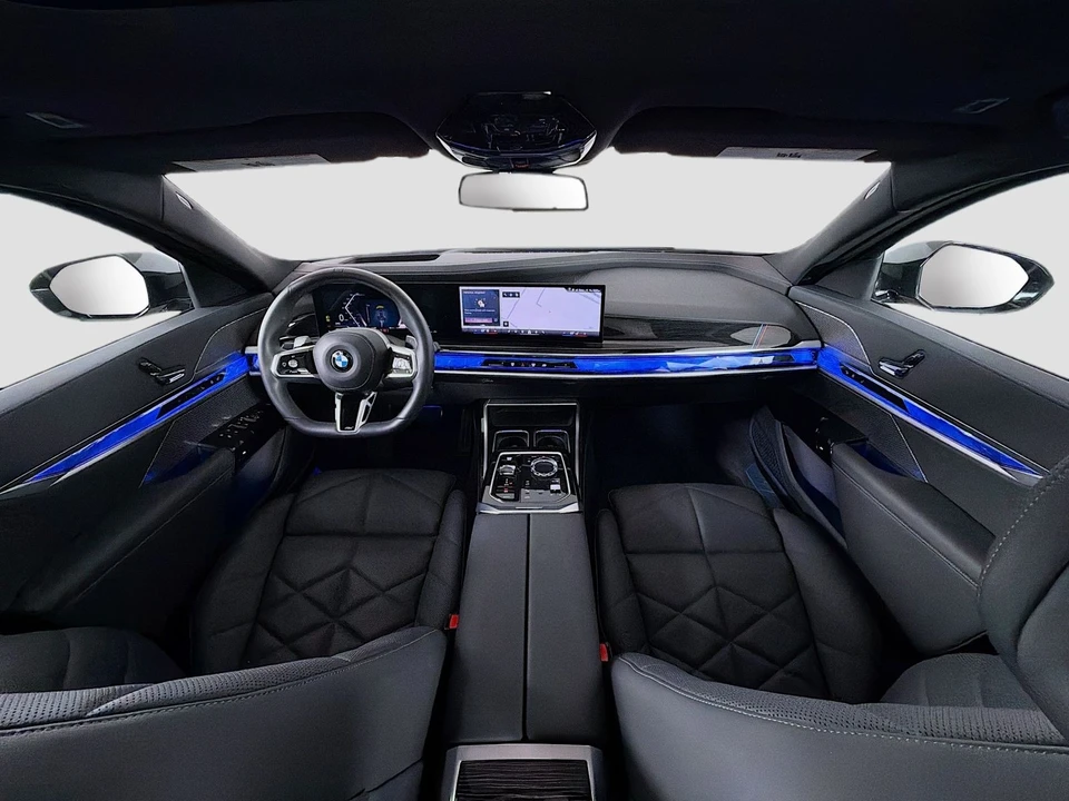 2025 BMW G70 7 Series - Image 10 of 21