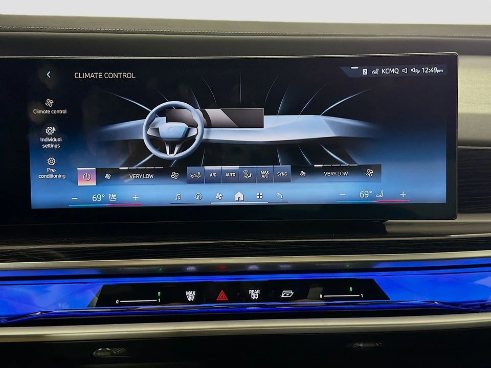 2025 BMW G70 7 Series - Image 20 of 21