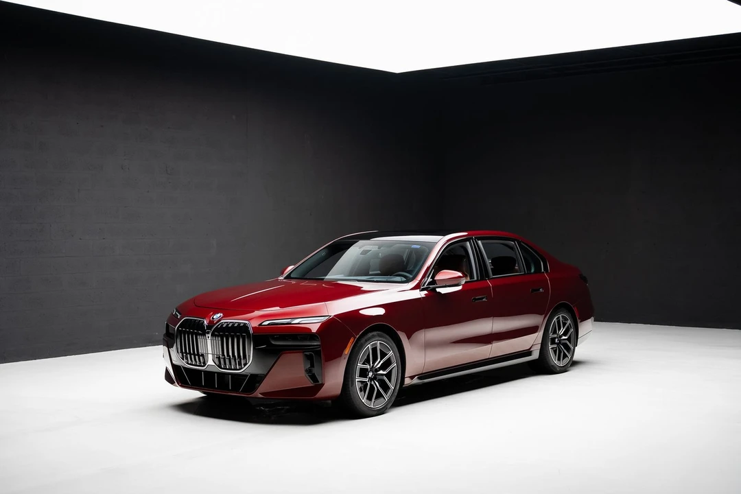 2025 BMW G70 7 Series - Image 4 of 21