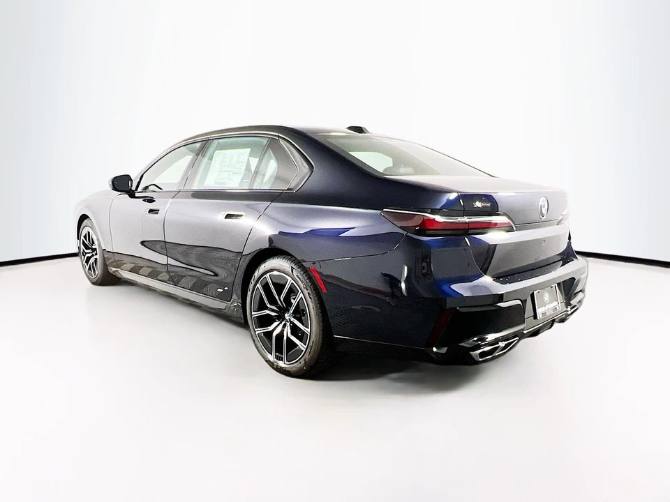2025 BMW G70 7 Series - Image 6 of 21