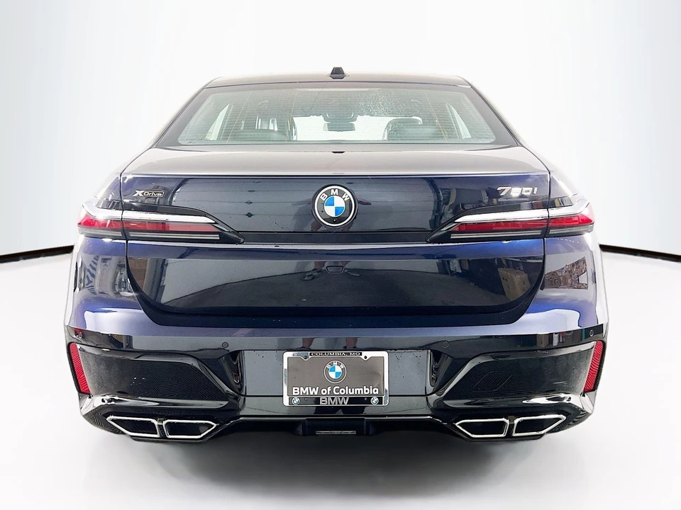 2025 BMW G70 7 Series - Image 7 of 21