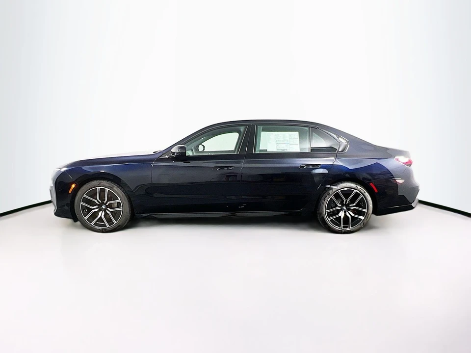 2025 BMW G70 7 Series - Image 5 of 21