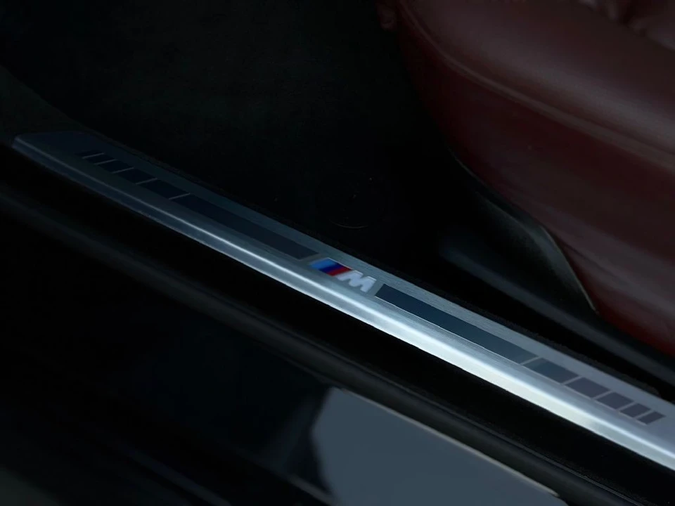 2025 BMW G70 7 Series - Image 18 of 21