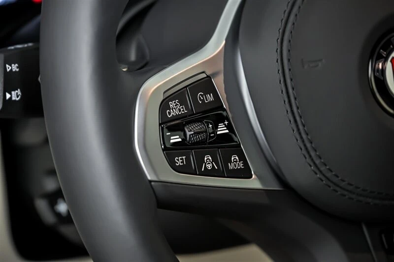 2025 BMW Alpina B8 - Image 22 of 31