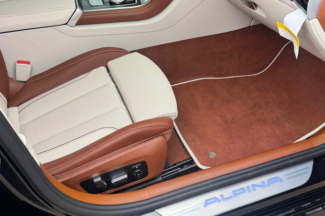 2025 BMW Alpina B8 - Image 7 of 12
