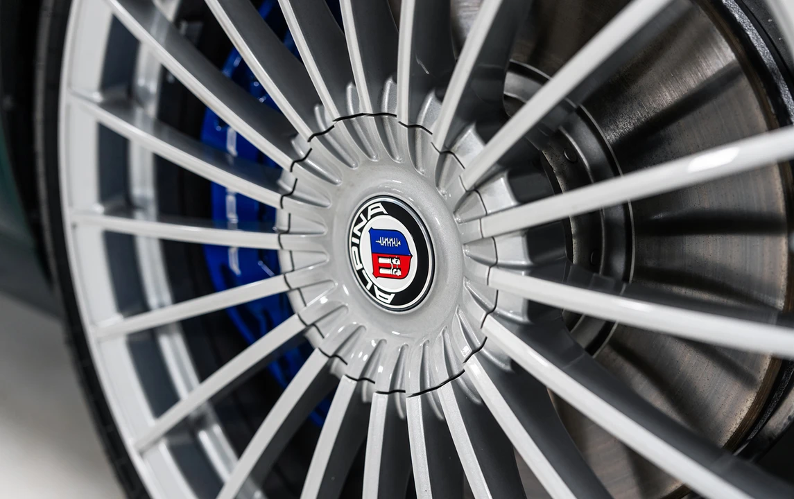 2025 BMW Alpina B8 - Image 15 of 24