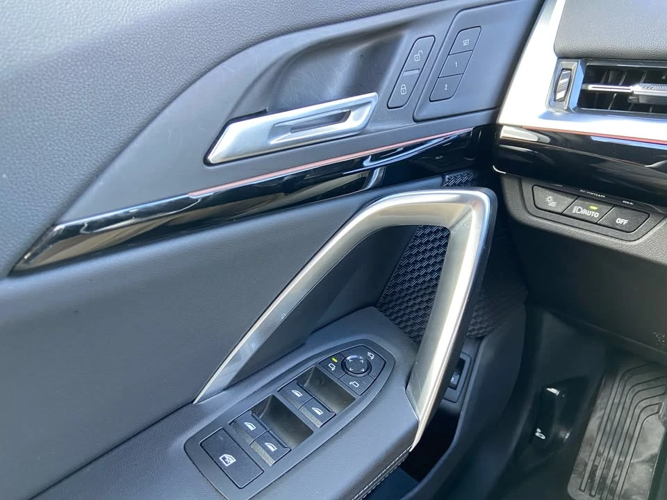 2025 BMW U11/U12 X1 - Image 11 of 19