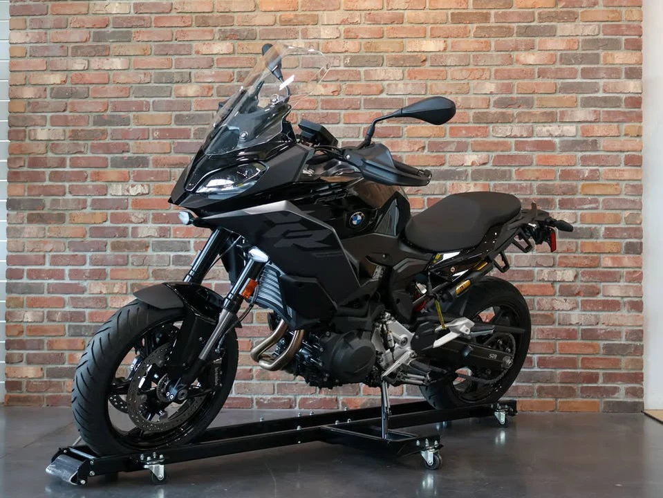 2025 BMW Motorcycles - Image 7 of 19