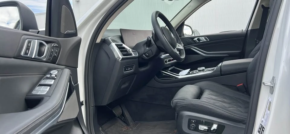2025 BMW G07 X7 - Image 12 of 20