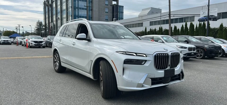 2025 BMW G07 X7 - Image 3 of 20