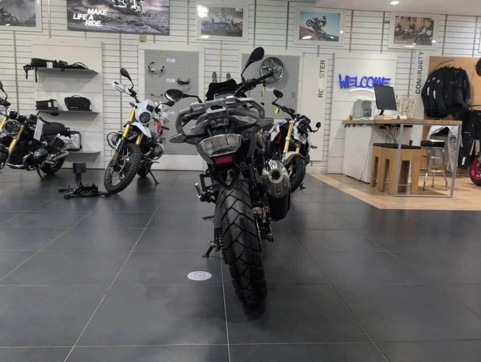 2025 BMW Motorcycles - Image 11 of 18