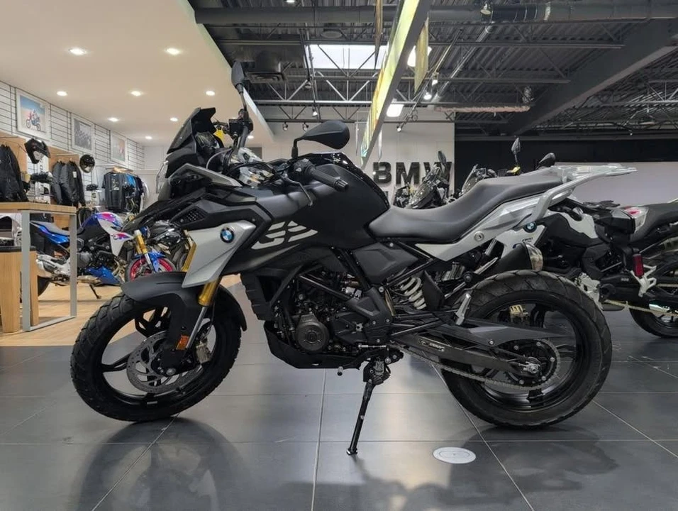 2025 BMW Motorcycles - Image 9 of 18