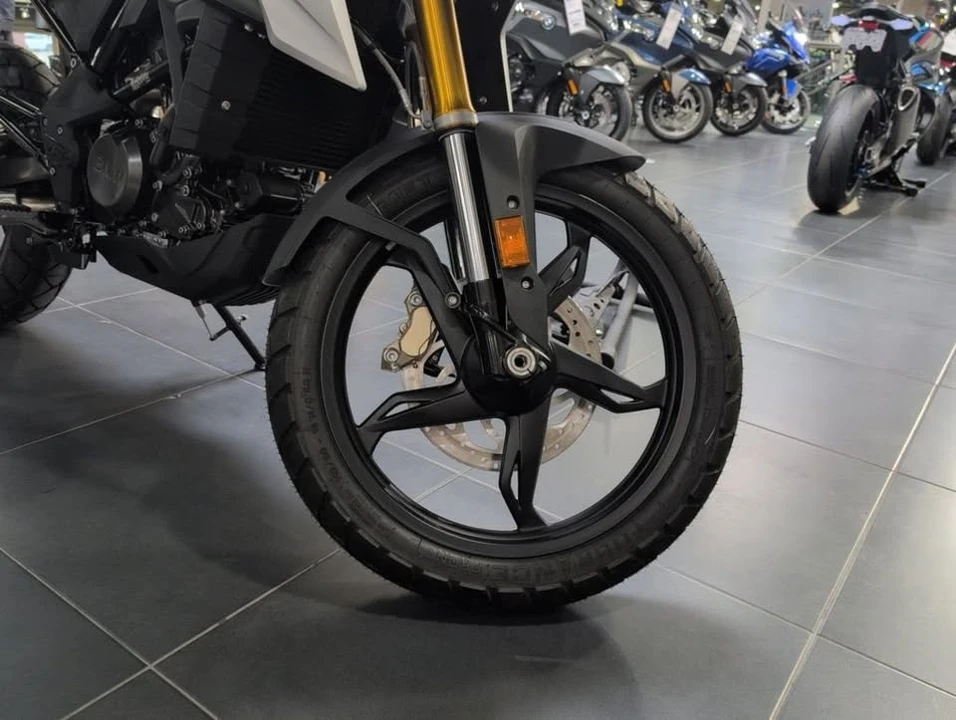 2025 BMW Motorcycles - Image 5 of 18