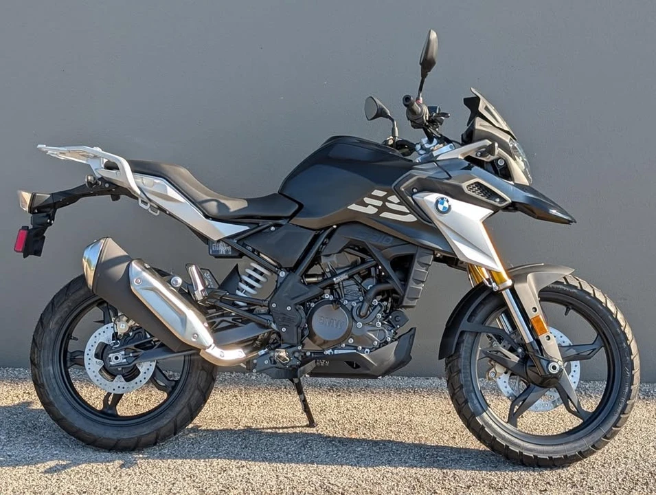 2025 BMW Motorcycles - Image 2 of 8