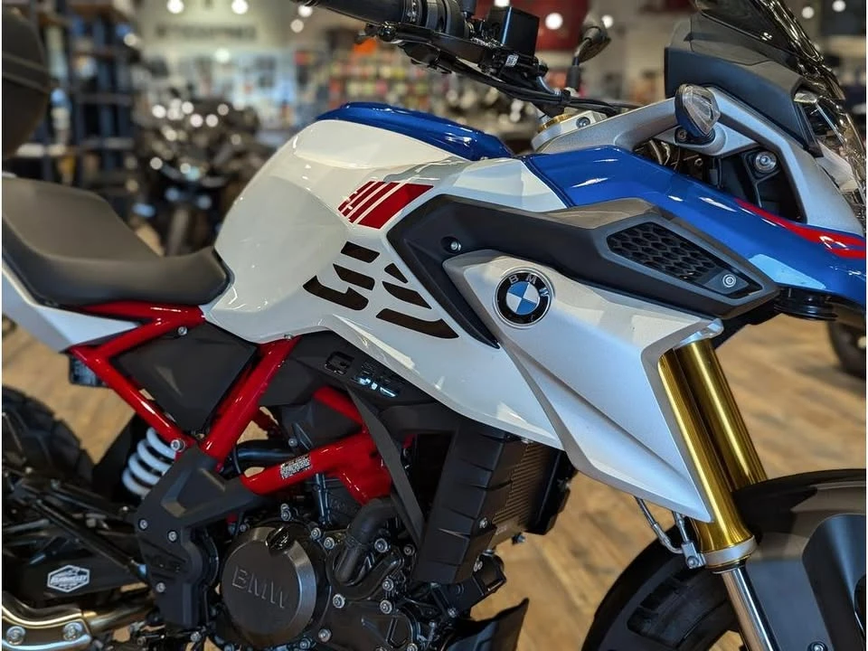 2025 BMW Motorcycles - Image 7 of 13