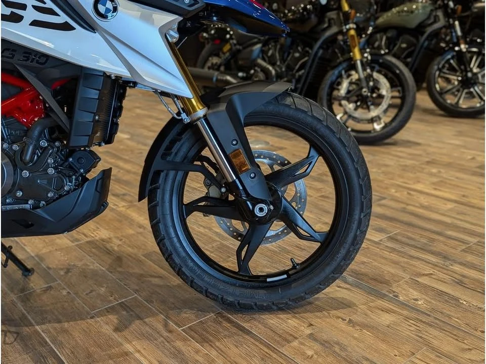 2025 BMW Motorcycles - Image 4 of 13