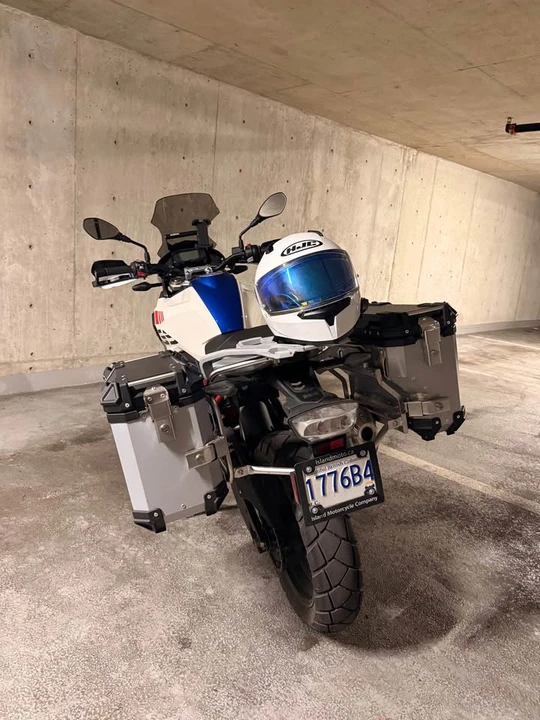 2025 BMW Motorcycles - Image 2 of 5