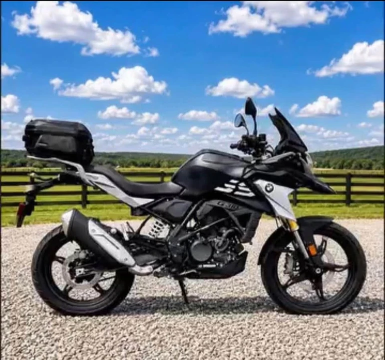 2025 BMW Motorcycles - Image 2 of 4