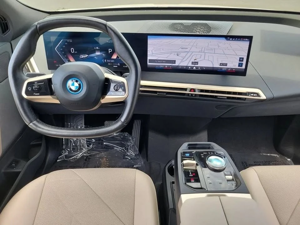 2025 BMW I20 iX - Image 3 of 19