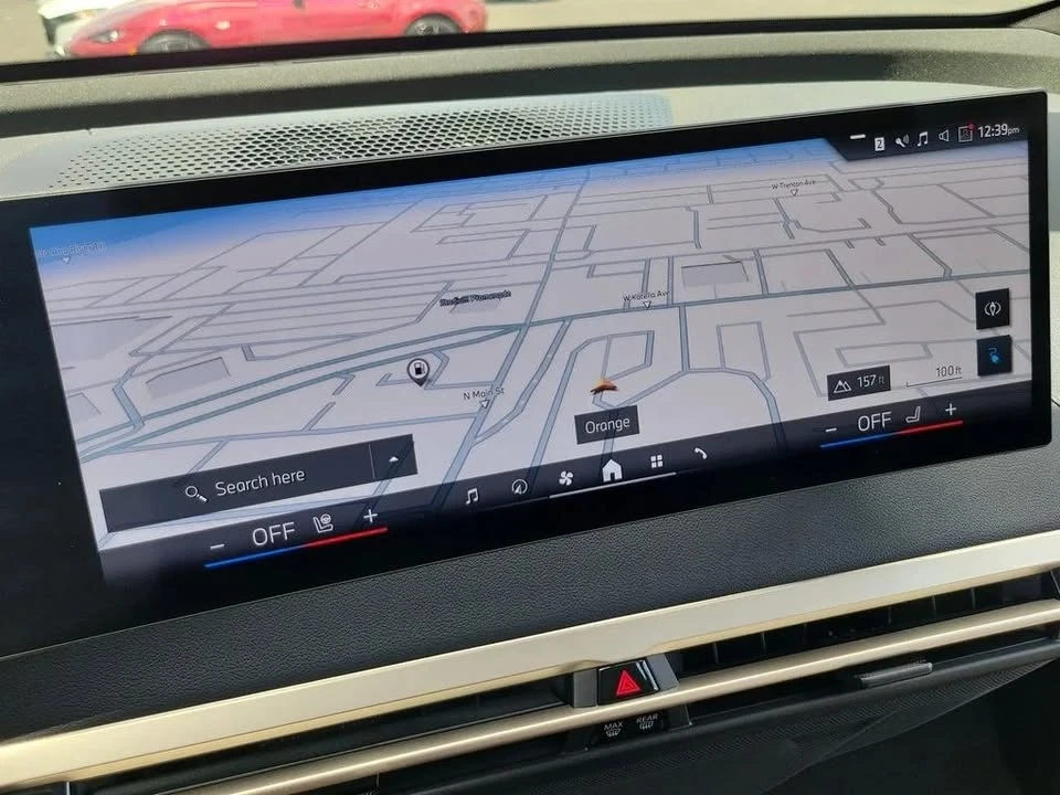 2025 BMW I20 iX - Image 4 of 19