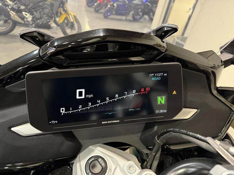 2025 BMW K1600 - Image 7 of 8