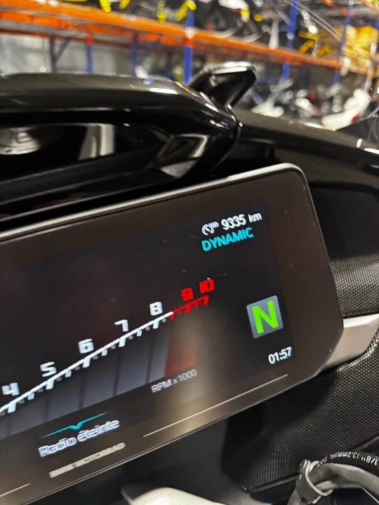 2025 BMW K1600 - Image 7 of 8